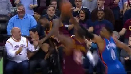 LeBron James envoie une spectatrice à l'hôpital (NBA) New HD Sports Video