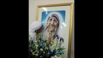 Madre Teresa será canonizada por cura de brasileiro