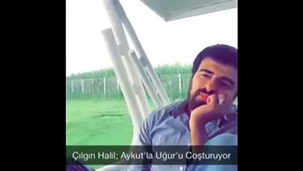 Çılgın Halil İbrahim Göker; Arkadaşlarını Coşturuyor Aykut Elmas Vineları