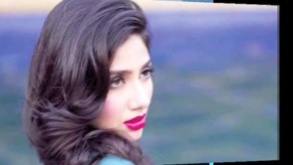 Raees | Shahrukh Khan And Mahira Khan Hot Romance