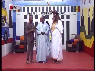 Hugues Tosso explique pourquoi il a nommé kouthia meilleur humoriste de l'afrique de l'ouest en 2015 sur kouthia show