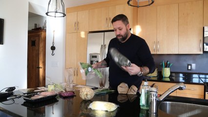Chef Mike Isabella tries Blue Apron