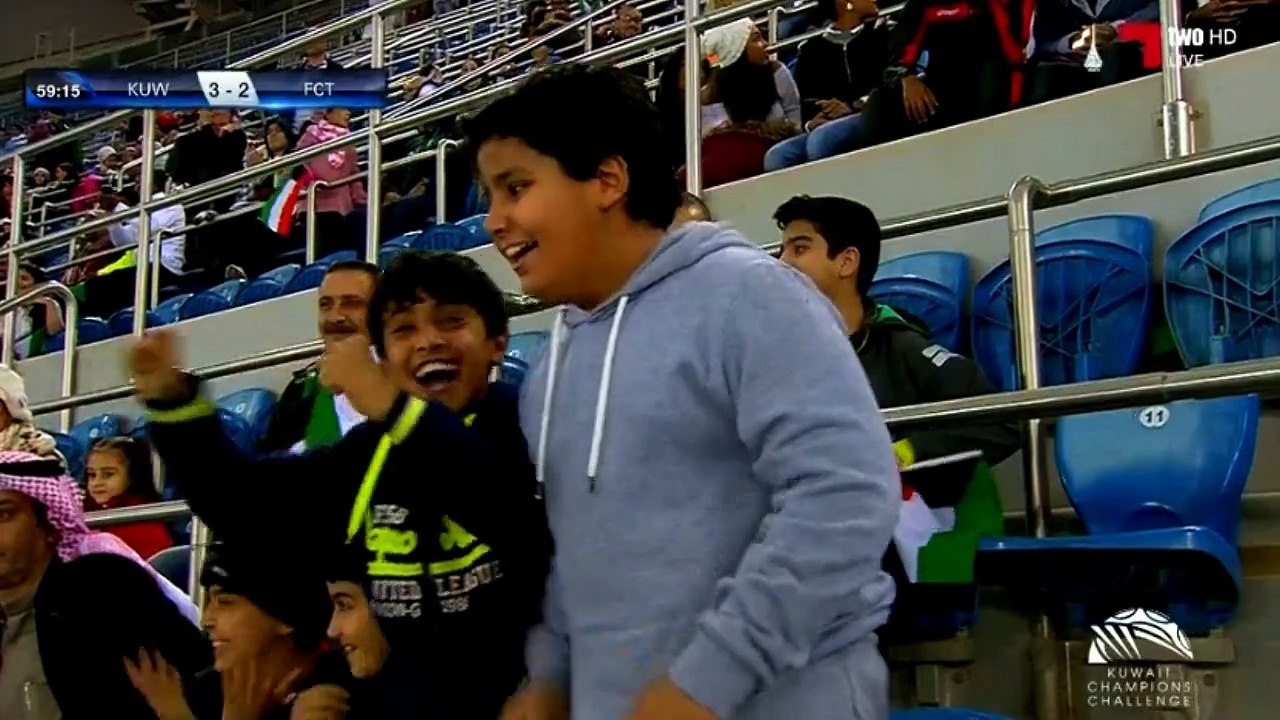 Robert Pires Goal - Kuwait All Stars vs Football Champions Team 3-2 (Kuwait Challenge) 2015