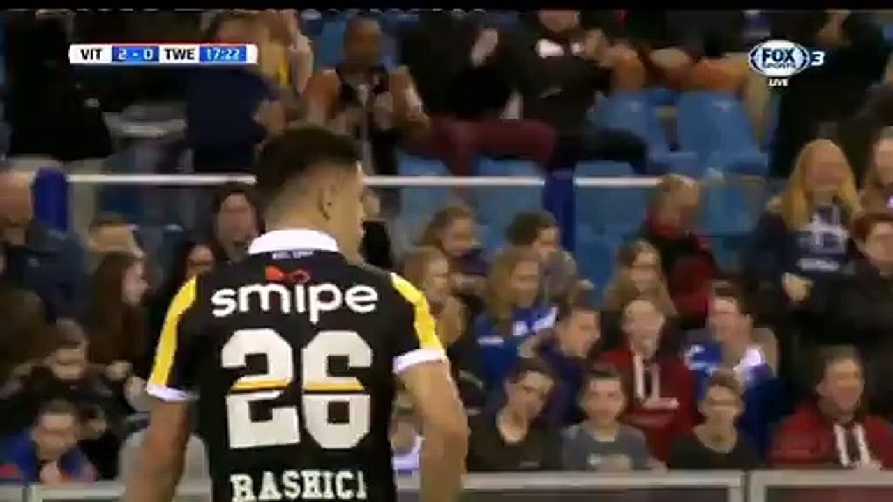 Milot Rashica Goal - Vitesse 2 - 0 Twente - 18.12.2015