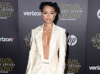 Exclu Vidéo : karrueche Tran : Découvrez ses chaussures collector Star Wars !