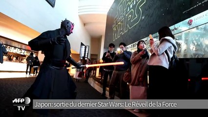 A Tokyo, les fans au rendez-vous pour la sortie de Star Wars