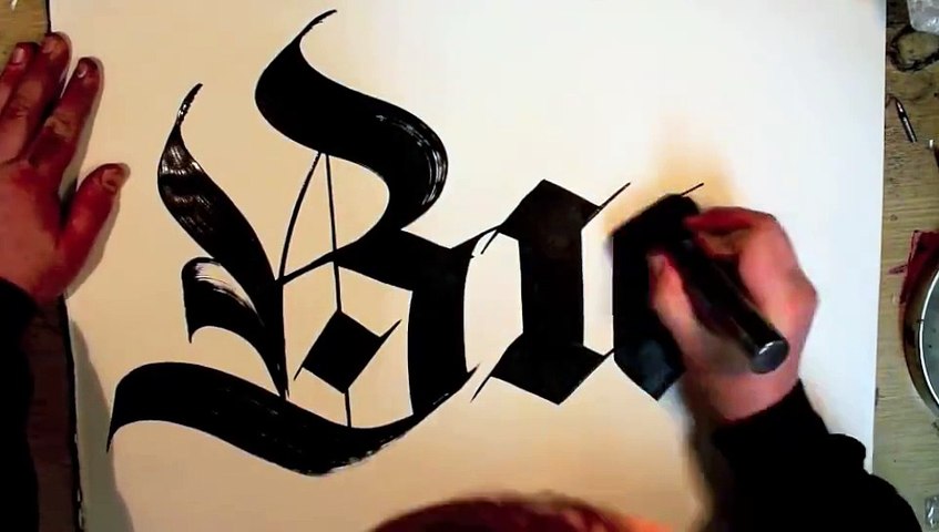 There's a reason this video has been viewed 25 million times! Calligraphy wit...-910517945706434