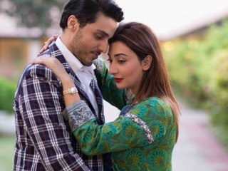 Tumhare Siwa Episode 17 P1 HUM TV DRAMA 18 DEC