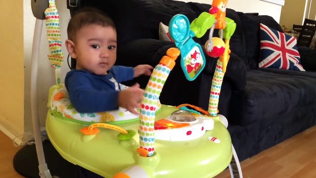 Thomas and Friends Trackmaster Motorized Trains with 20 Cargo Carts Egg Surprises Disney C