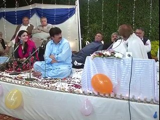 Very Funny Pashto Poetry and Funny Song Parody by Zafar Khan Zafar || Funny Shairi || Mazahia Song