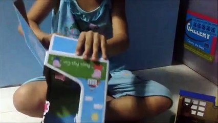 Peppa Pig's Car Unboxing Plus Playing with Peppa Pig Figures with House and School Playsets k3m To