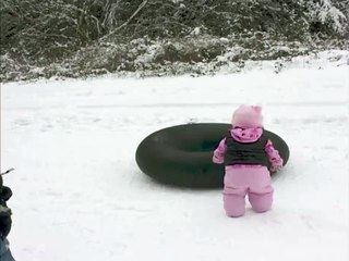 Pup Does The Snowtime Scoot