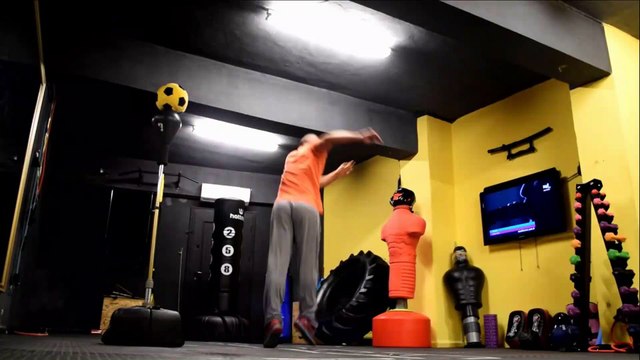 istanbul da özel kickboks dersleri -kickbox - muay thai - martial arts