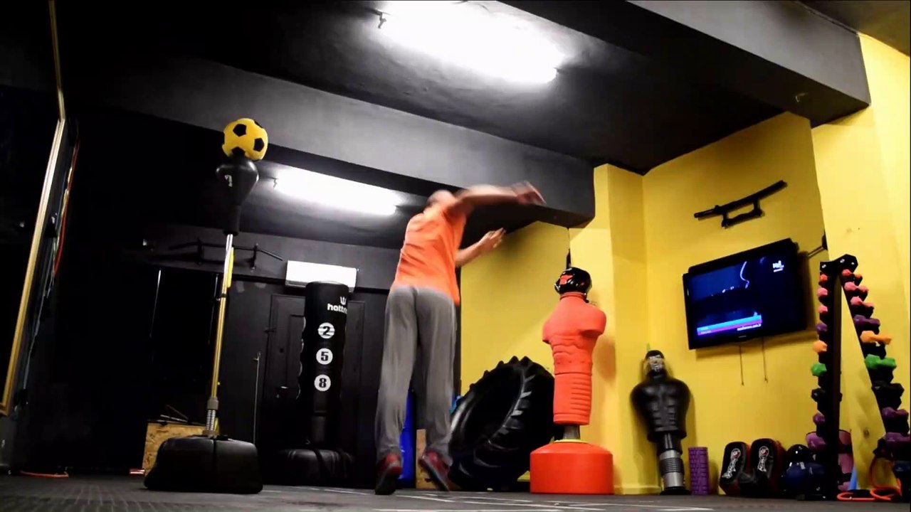 istanbul da özel kickboks dersleri -kickbox - muay thai - martial arts