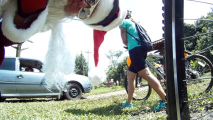 Papai noel, pedal solidário com 85 bikers, Taubaté, SP, MTB, 33 km, 2015, (24)