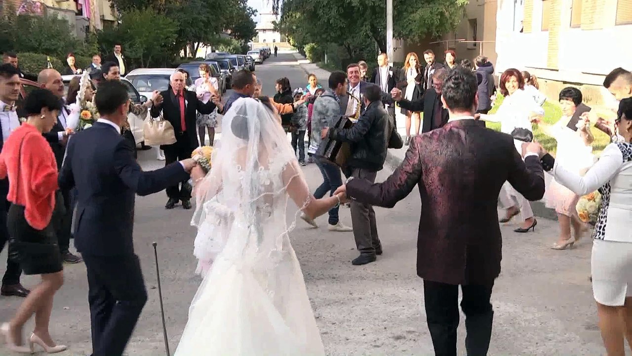 Filmari nunti Buzau, 0745.910.279, cameraman nunta Buzau, fotograf nunta Buzau