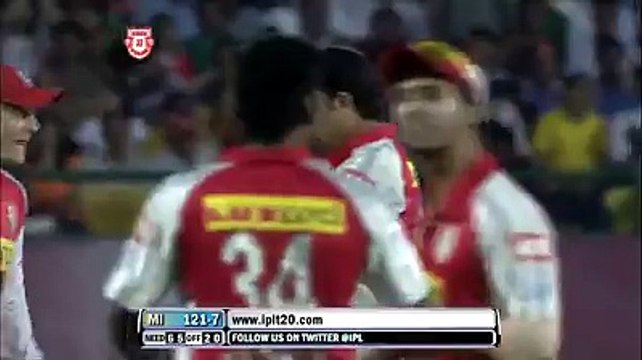 کتنی افسوس کی بات ہے کے آج پاکستانی ٹیم میں ایسے کھلاڑیوں کیلئے کوئی جگہ نہیں