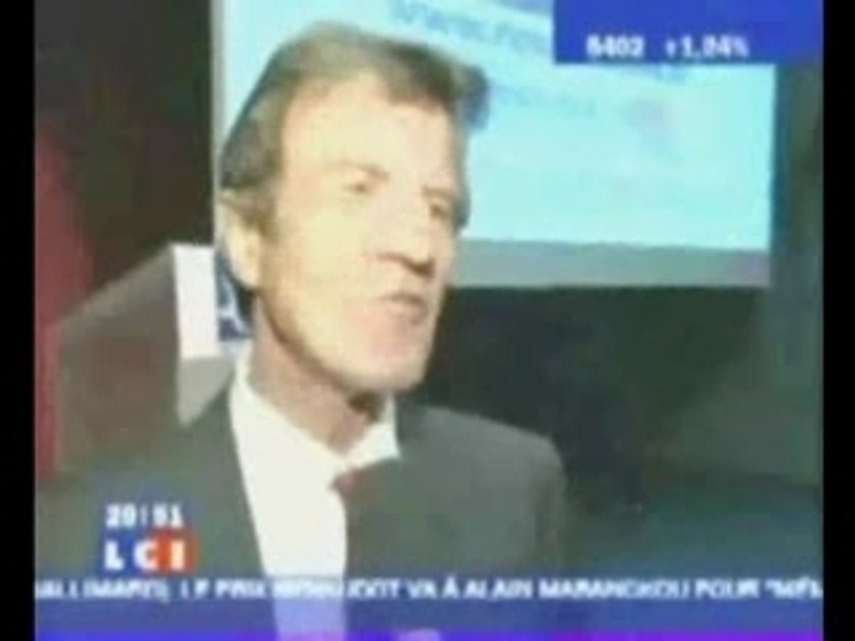 Kouchner "agent" au moins triple