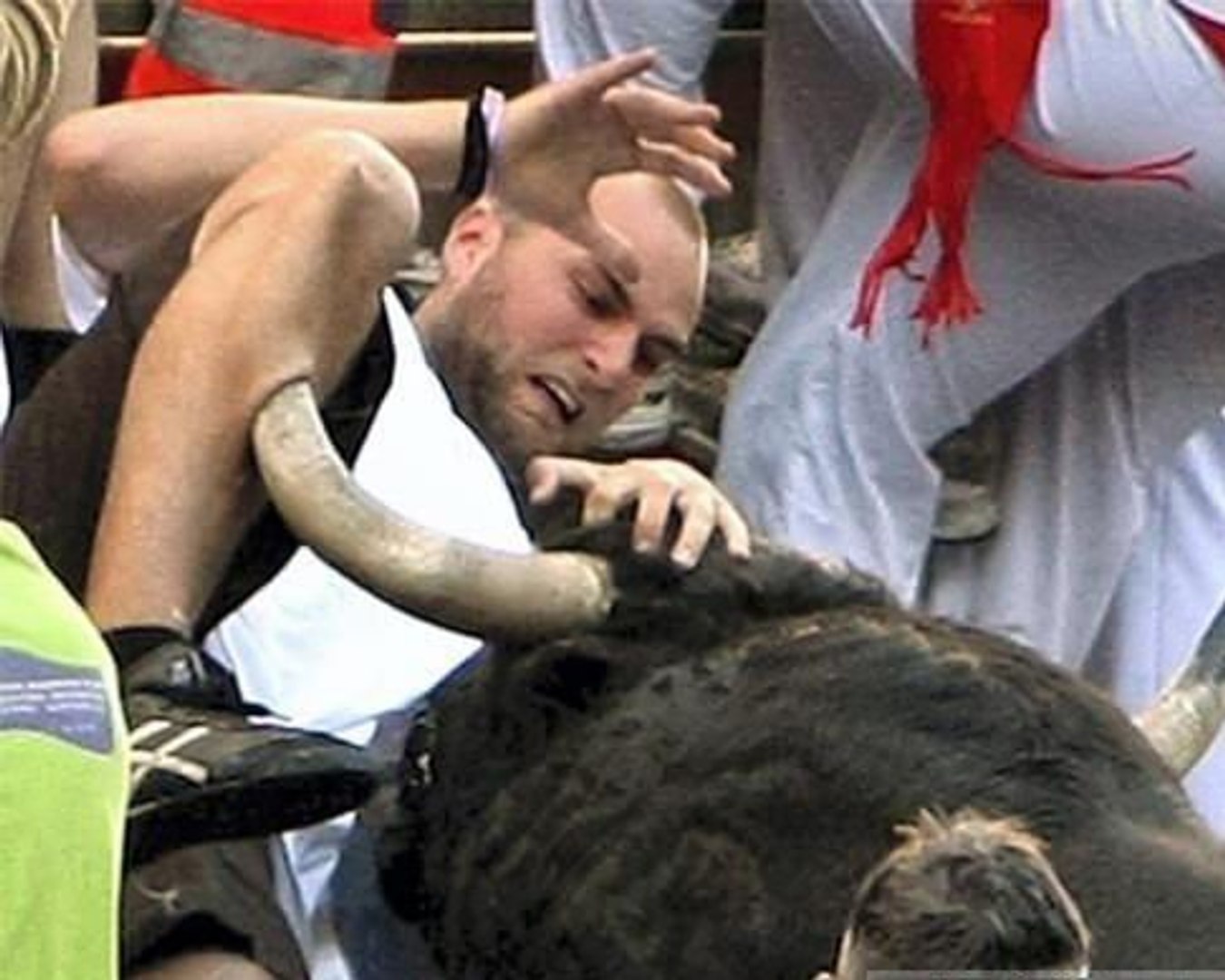 ⁣ЖУТКИЕ СЕЛФИ СДЕЛАННЫЕ ЗА СЕКУНДУ ДО СМЕРТИ