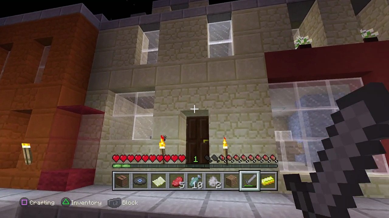 Minecraft PlayStation®4 Edition New Tutorial World