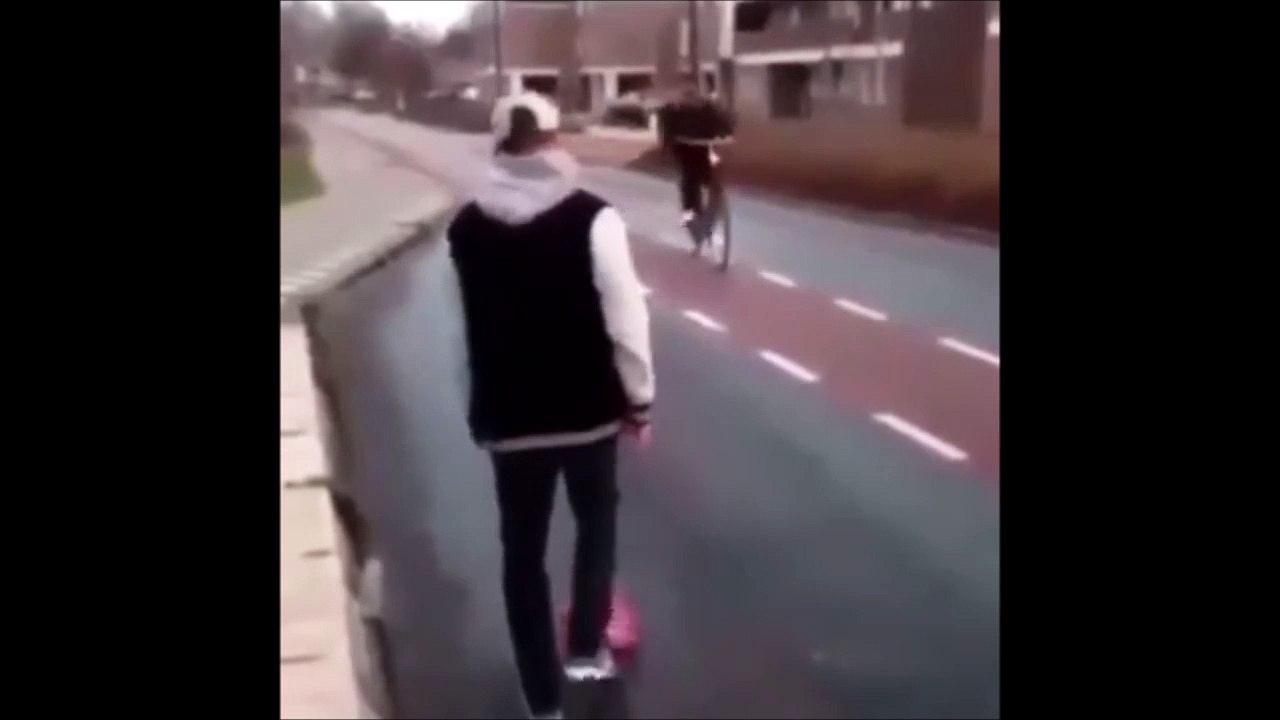 La blague qui fait très mal.... Grosse gamelle à vélo