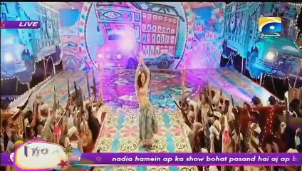 Vulgar Song in Front of Men - Check Ayesha Umar's Response