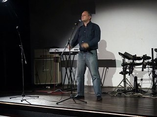 Уральский Юрий-На старой фотографии