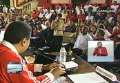 POR POCO SE DESMAYA: Joven liceista le dice a Maduro que la campaña de la oposición fue mucho mejor que la del PSUV