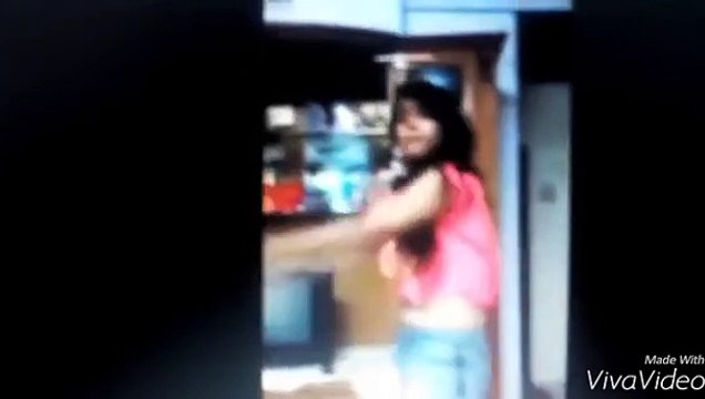 Beautiful Desi Girl Dance Original Home Made...Too Cute...