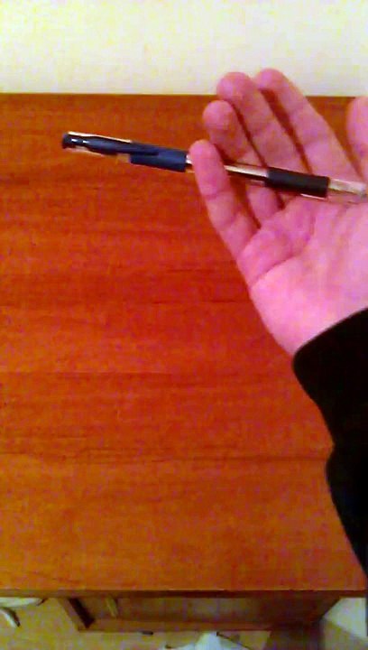 Penspinning Double Sonic+Thumbaround (mini combo)