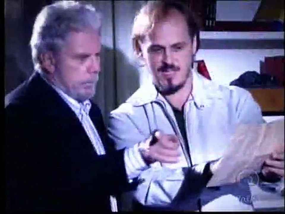 Beleza Pura - Sônia (cena 171): Olavo relembra viagem atrás dos diamantes