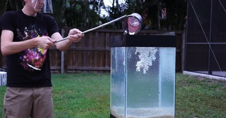 Molten Aluminum Vs 'Spitballs' - SO COOL! (water balz)