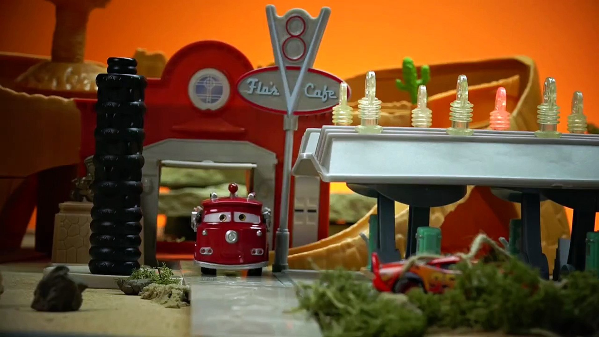 ⁣Disney Cars Disney CARS Toys Movies - Lightning McQueen is Back! cars 3