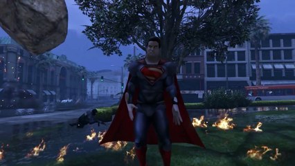 When Hulk fights VS Superman in GTA V with sounds FX!