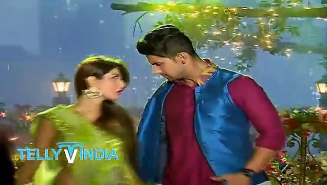 Jamai Raja - 19th December 2015 - Shabnam (Garima Ajmani) kisses Siddharth (Ravi Dubey)