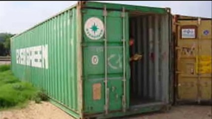 Kontejner u dvoristu