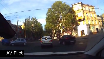 funny Russian drivers on the road 2015