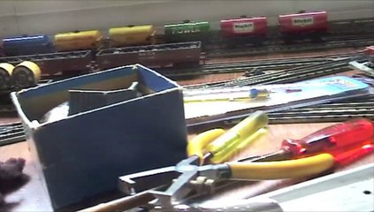 Hornby-Dublo Freight passing through