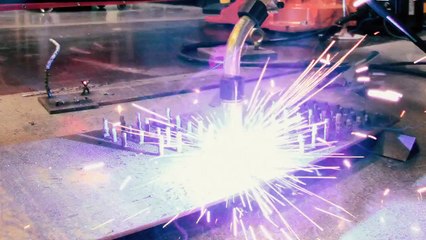 Dunia ki herat angez machin heran kun ijad P9 AiR Profile-