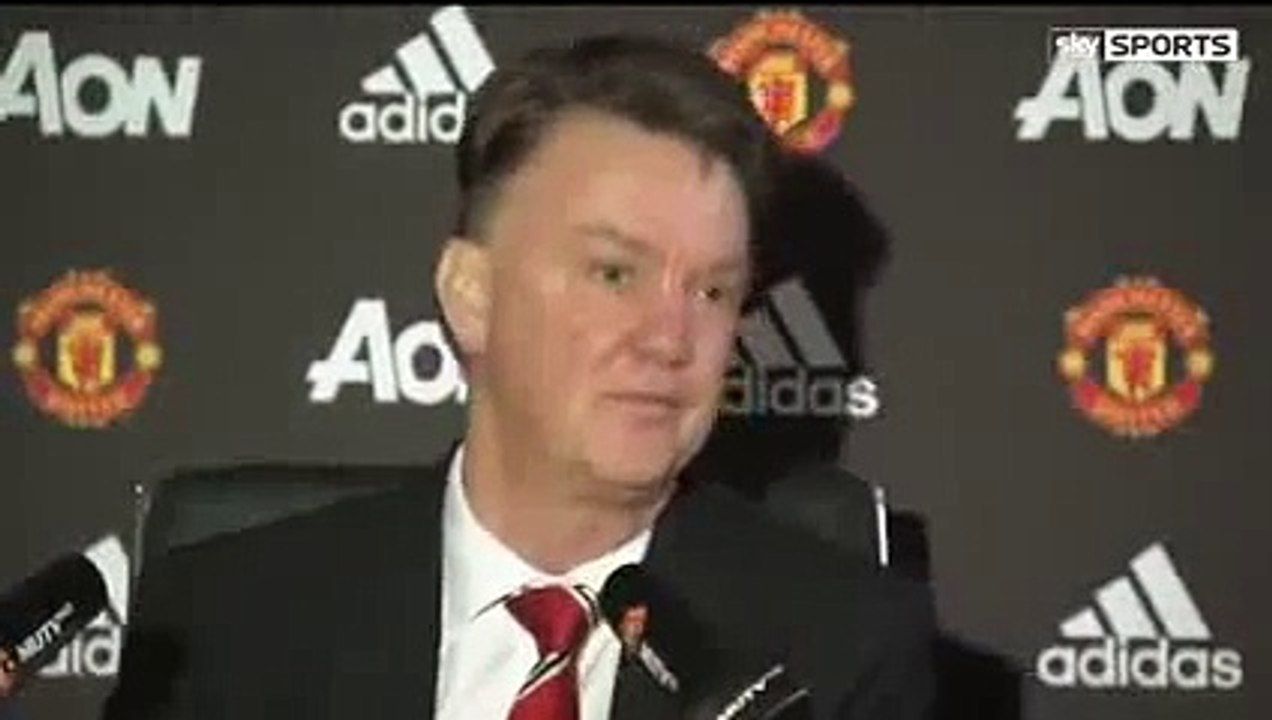 Louis van Gaal reacts to Jose Mourinho’s Sacking