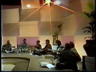 Kal Chaudhvin Ki Raat Thi Shab Bhar Raha ¦ Jagjit Singh