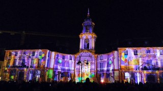 Illuminations sur la façade de l'Hôtel de Ville « A la recherche des temps perdus »