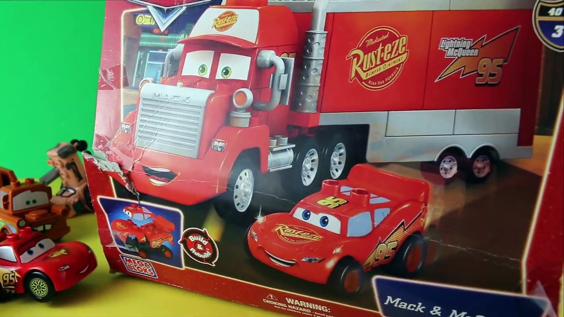eksplodere højde enestående Disney Cars Mega Bloks Lightning McQueen Toy with Mack Truck and Duplo Lego  Mater in Tractor Tipping - Dailymotion Video