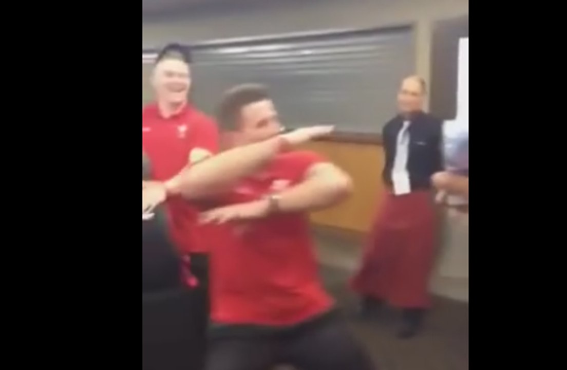 Wales under 20s Rugby player does his version of the Haka. The New Zealand Players Go Wild !