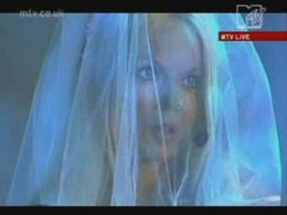 Geri Halliwell - Live Ibiza (2000) part1