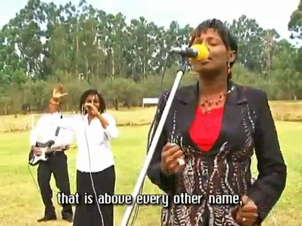 Umeinuliwa-Julia Mwangi