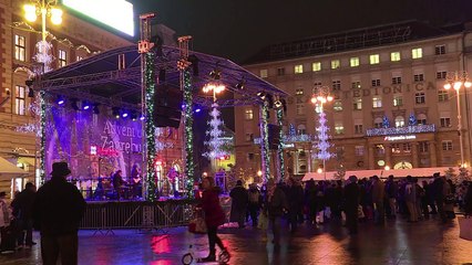 Croatie: le marché de Noël, remède à la morosité économique?