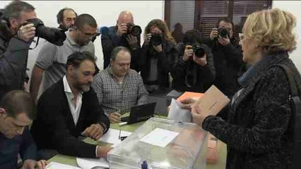 Carmena ve hermoso que haya un ambiente de cambio para reforzar la democracia
