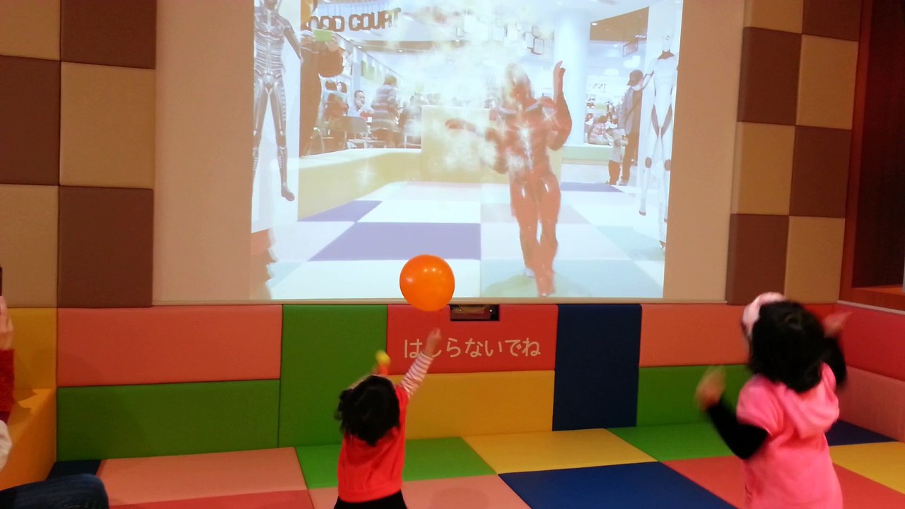 2015-12-03=RINA IS PLAYING character game-リナちゃん文字ゲームで遊んでます