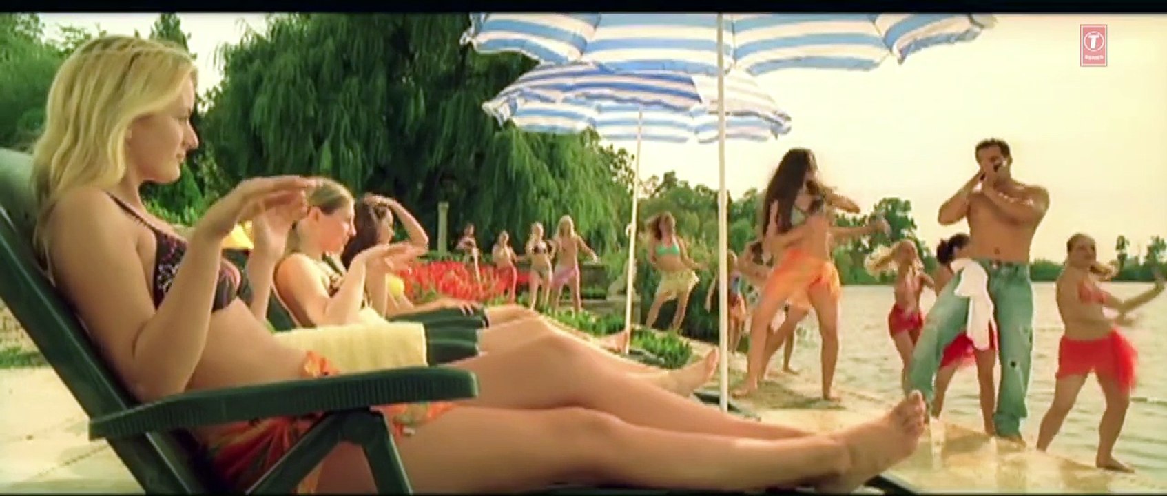 Dil Keh Raha Hai_Full_Video_Song_Movie__Kyon Ki__Salman Khan, Kareena Kapoor, Rimi Sen_Full-HD_1080p